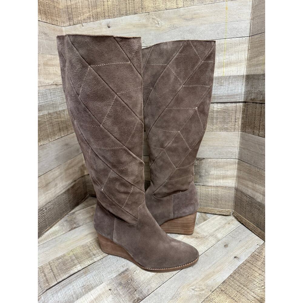 NWOT Lucky Brand LK-Preeka Wedge Tall Boot Brown Suede Size 8.5